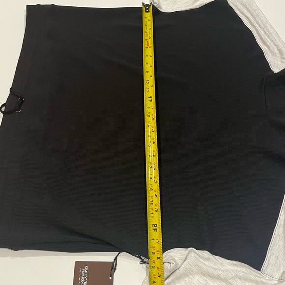 (New With Tags) Simply Vera Wang Women's XXL black & white Sweater - Picture 9 of 9